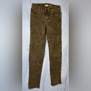 Girl Jeans. Size (7). Old Navy. Gently used.